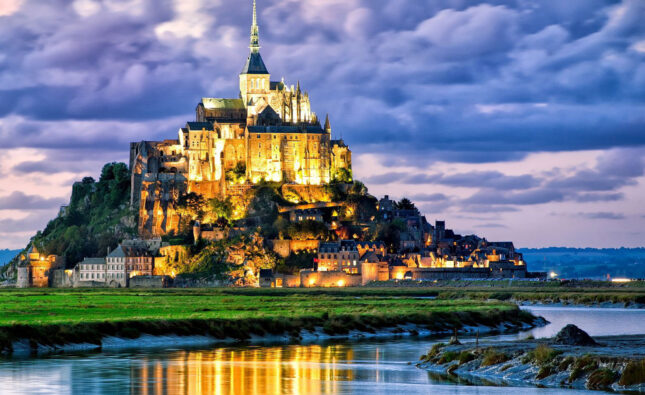 Plongez dans l’histoire et la Sérénité au Gîte Mont Saint Michel