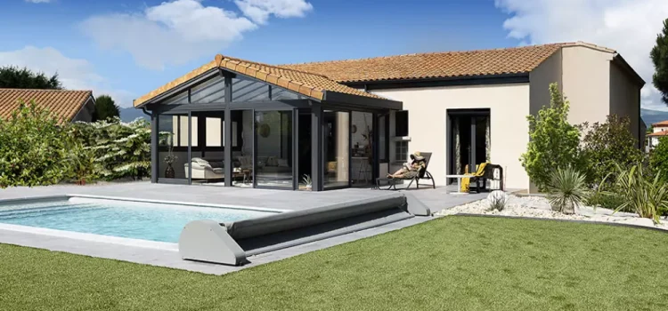 Un agrandissement sur mesure en aluminium : la solution élégante pour valoriser votre maison