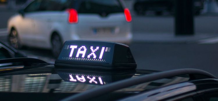 Réservez un van avec chauffeur pour se déplacer en groupe de Bruxelles au Luxembourg