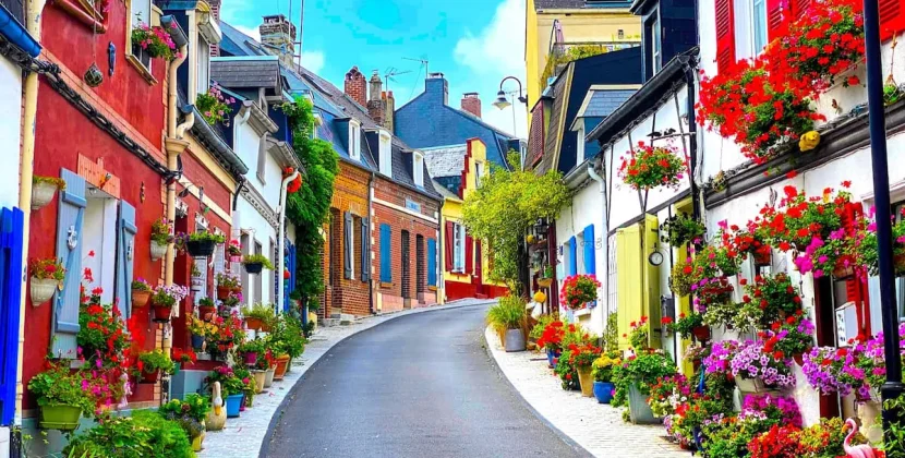 Découvrir Saint-Valery-sur-Somme : une destination idéale pour des vacances entre nature et patrimoine