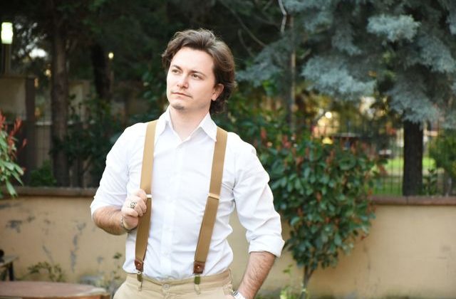 Accessoires unis ou imprimés : quelles bretelles homme à motifs porter selon les occasions ?