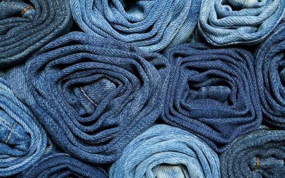 Fournisseur vêtement homme : comment constituer une collection attractive ?
