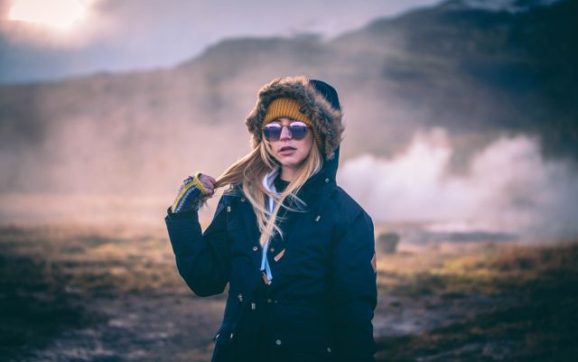 Quelle parka femme choisir pour affronter le froid ?