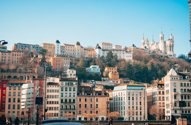 Comment préparer sa visite dans un salon d’alliances à Lyon ?